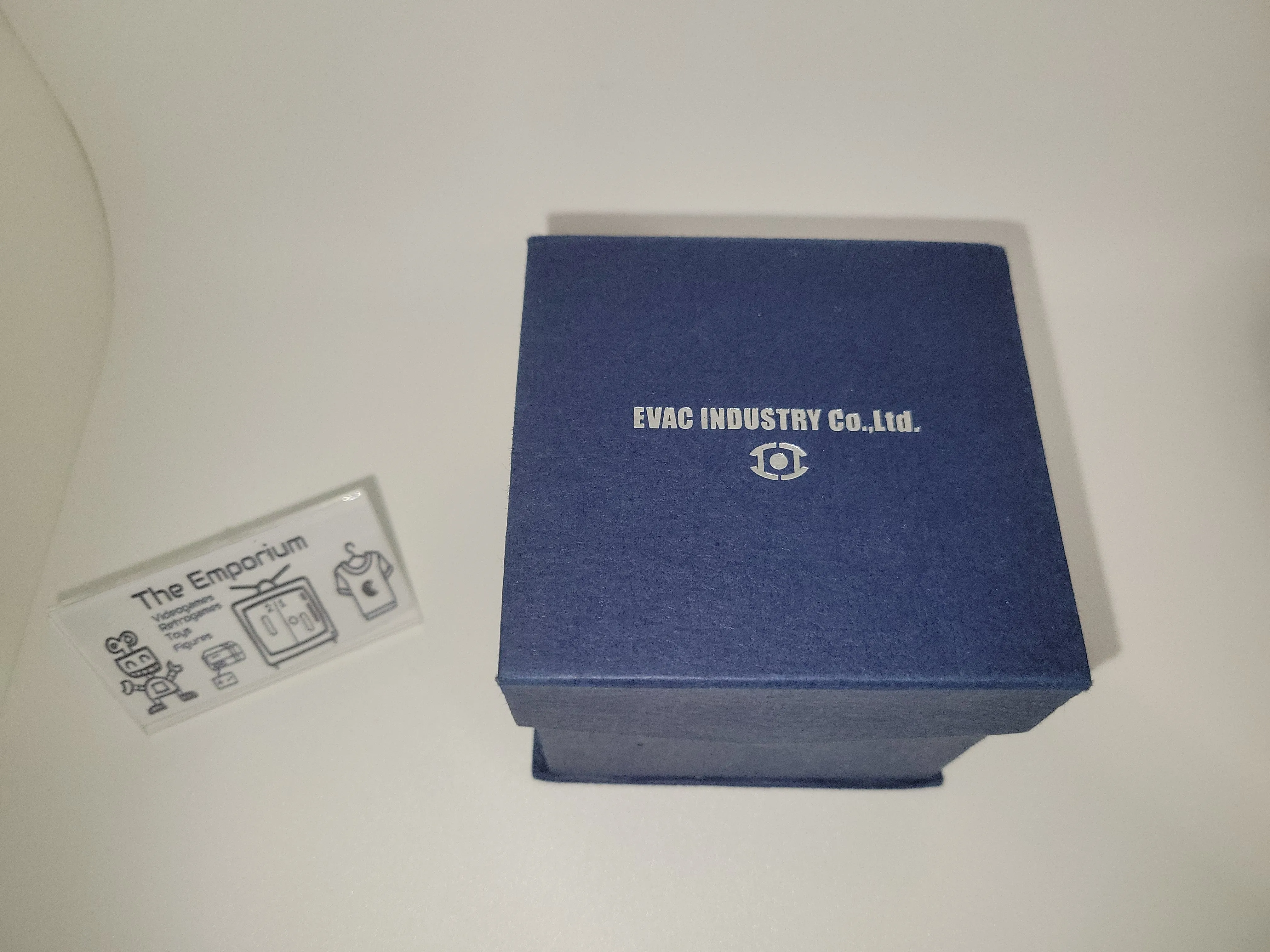 Cave Ketsui Crystal Cube no.5 - toy action figure gadgets