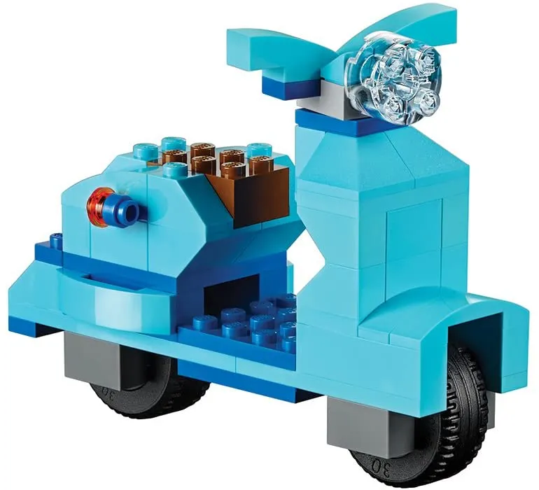 LEGO 10698 Classic Large Creative Brick Box (790 Pieces).