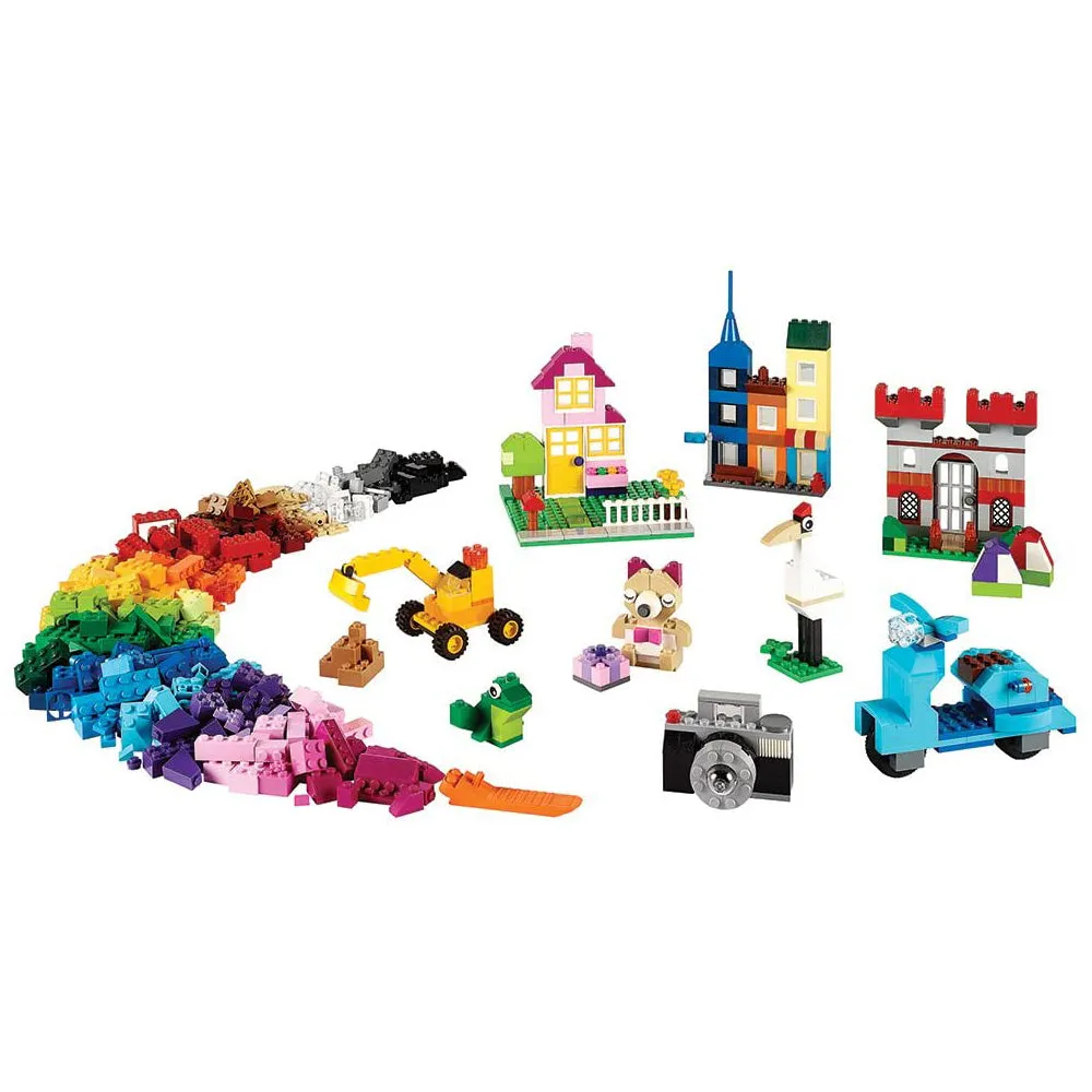 LEGO 10698 Classic Large Creative Brick Box (790 Pieces).