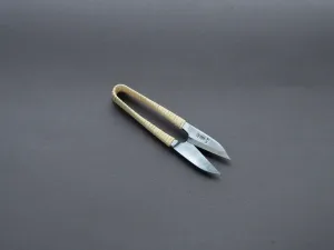 Morihei - Kisaku Nigiri - 105mm Thread Shears - Rattan Handle - Kiri Box
