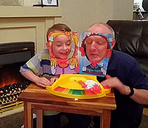 Shoppy Running Man Pie Face Showdown Game